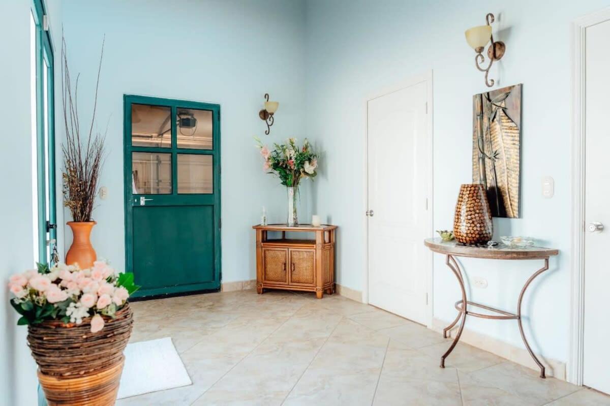 The Elegance Of Tierra Del Sol With Private Pool Villa Palm Beach Kültér fotó
