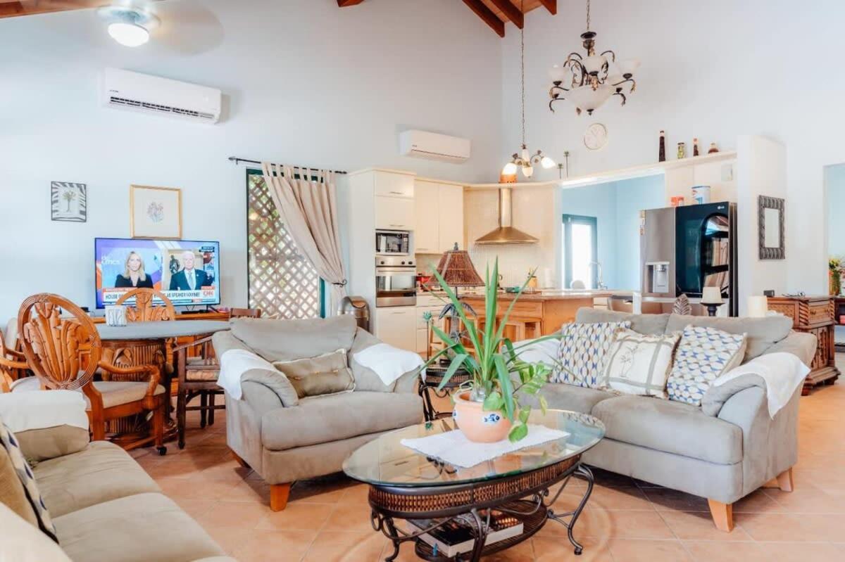 The Elegance Of Tierra Del Sol With Private Pool Villa Palm Beach Kültér fotó