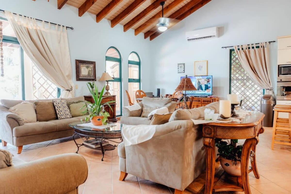 The Elegance Of Tierra Del Sol With Private Pool Villa Palm Beach Kültér fotó